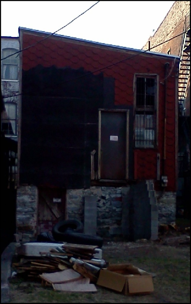 back door of locust street property02