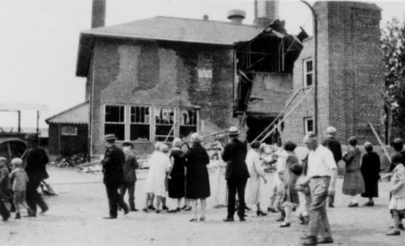 bathschool.jpg.CROP.rectangle3-large