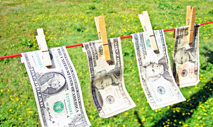 money_clothesline_770-770x460